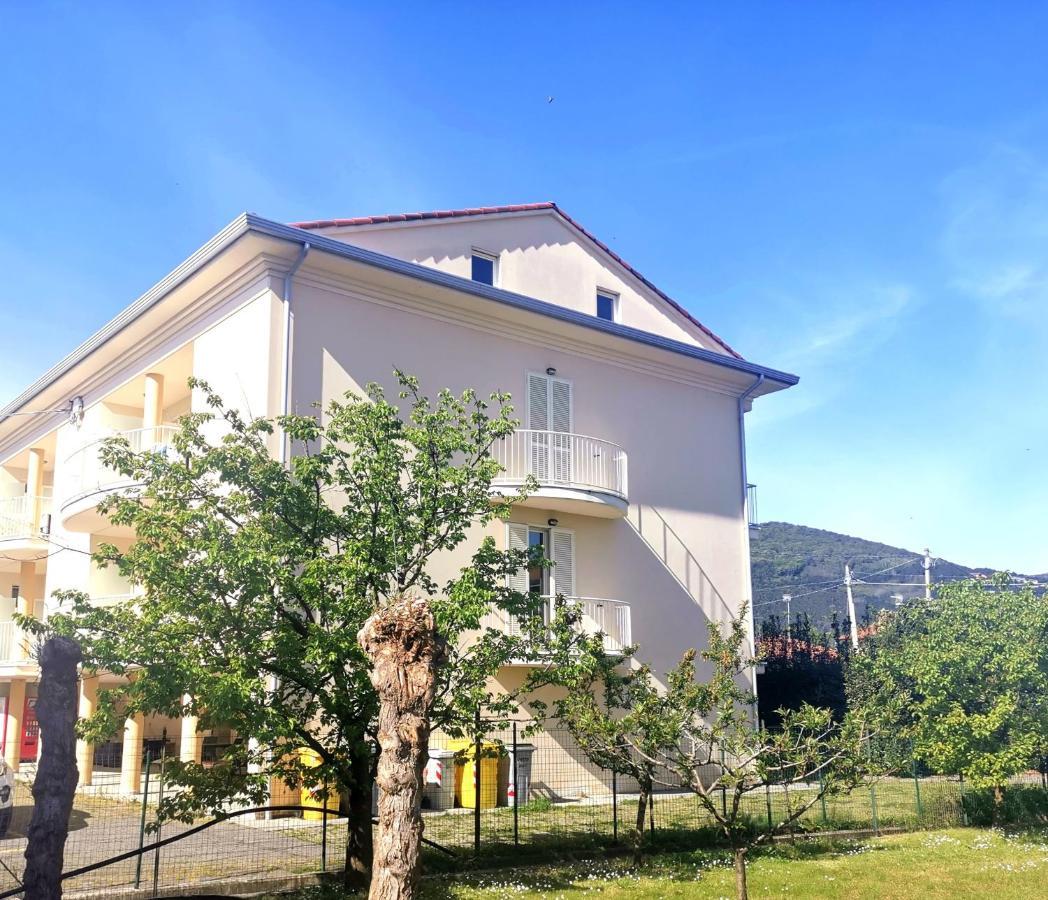 Albachiara Inn Residence Apartments Амелья Екстер'єр фото